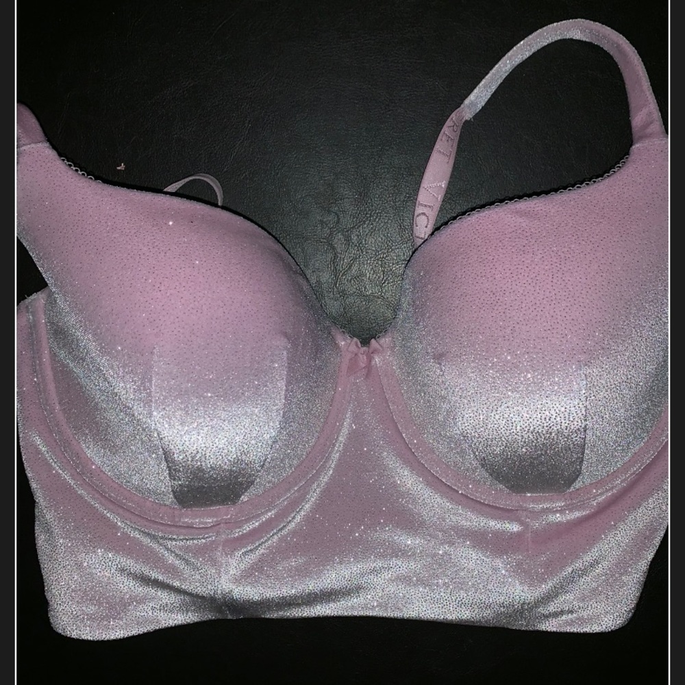 38DD victoria's secret bra